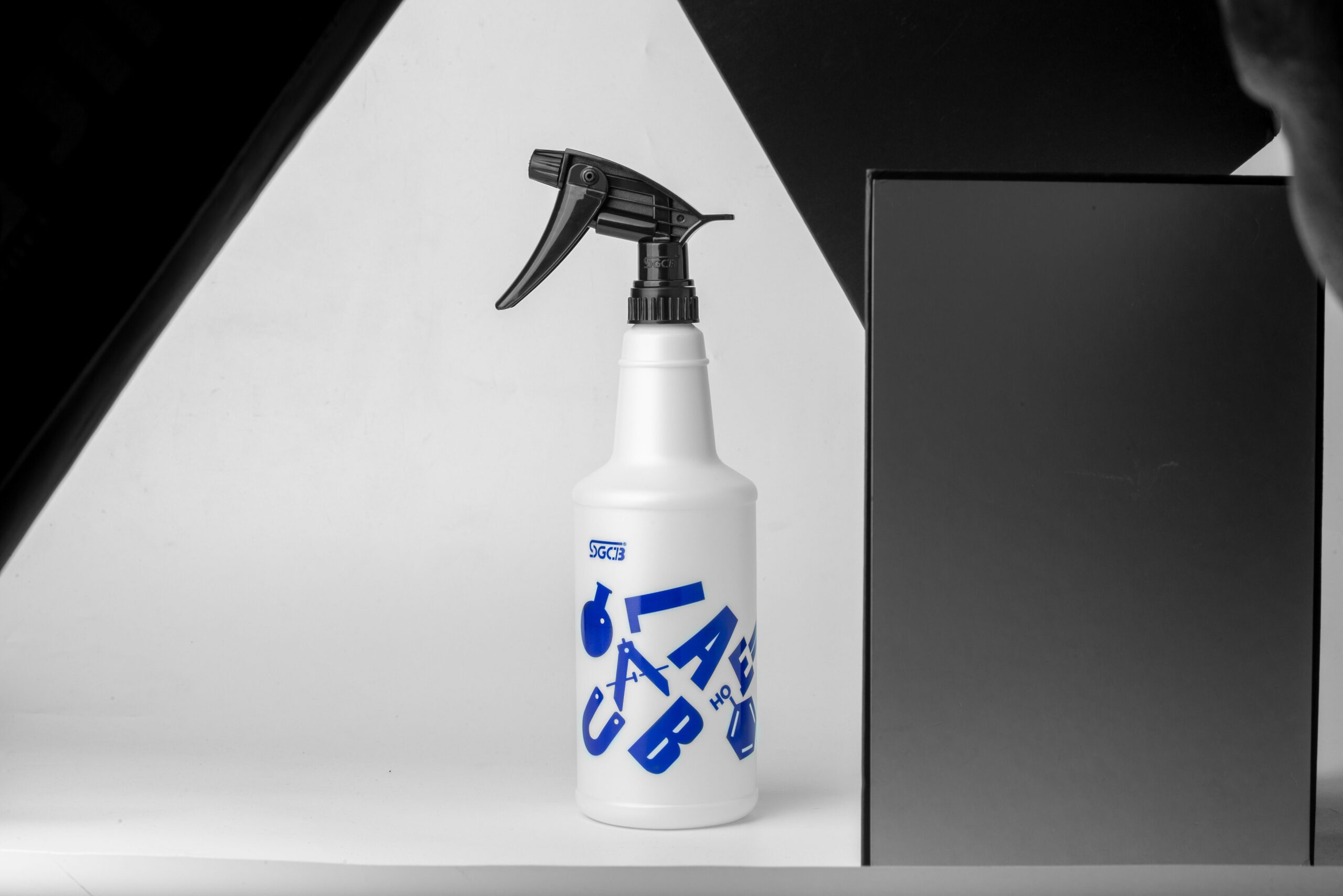 Spray Bottle 1.0-Sprey Plastic 1.0 qara Spray Bottle 1.0-Sprey Plastic 1.0 qara - Şəkil 1